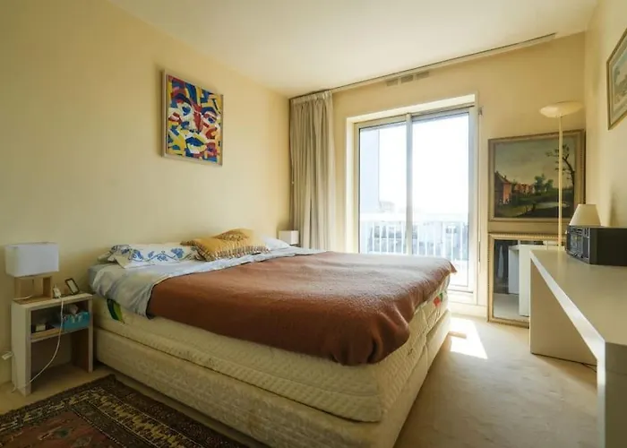 Beautifully Designed 1br With King Size Bed